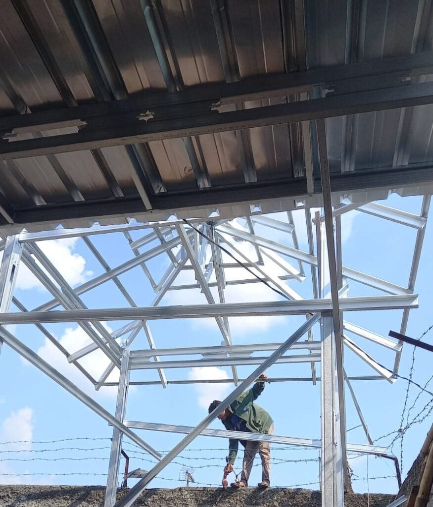 rezekibajaringan.com jasa pasang atap baja ringan tukang terdekat di Jakarta & sekitarnya 014
