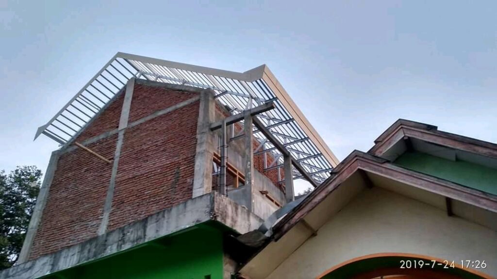 rezekibajaringan.com jasa pasang atap baja ringan tukang terdekat di Jakarta & sekitarnya 015